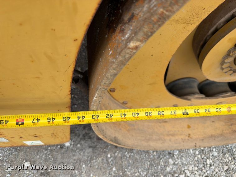 image for item FN5802 2004 Caterpillar CB-434D double drum vibratory roller