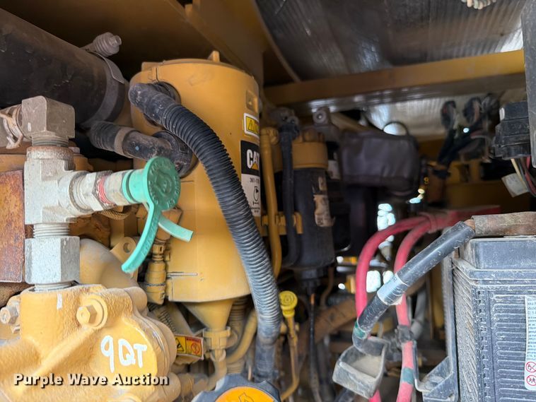 image for item FN5803 2016 Caterpillar CB64B double drum vibratory roller