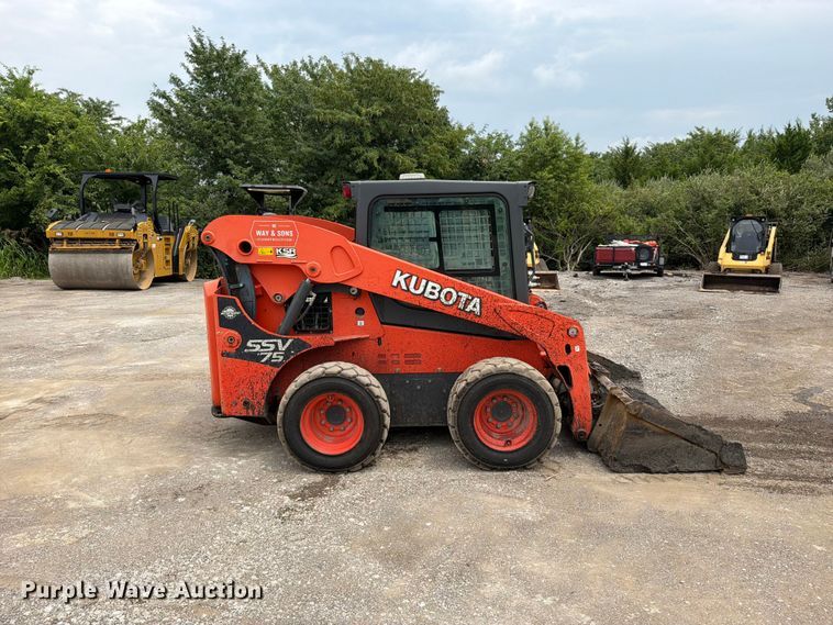 image for item FN5804 2018 Kubota SSV75 skid steer loader