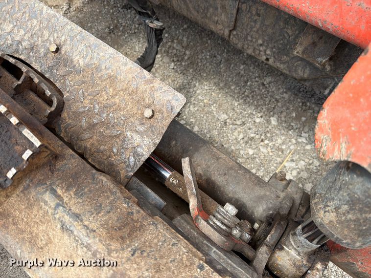 image for item FN5804 2018 Kubota SSV75 skid steer loader