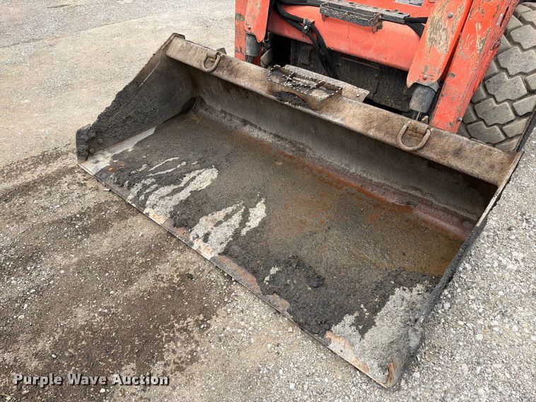 image for item FN5804 2018 Kubota SSV75 skid steer loader