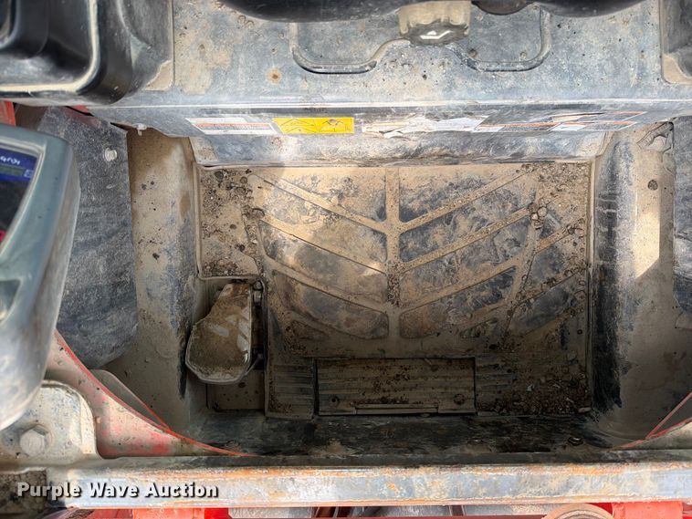 image for item FN5804 2018 Kubota SSV75 skid steer loader