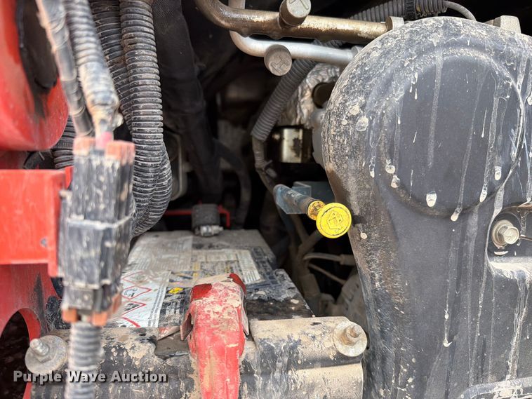 image for item FN5804 2018 Kubota SSV75 skid steer loader