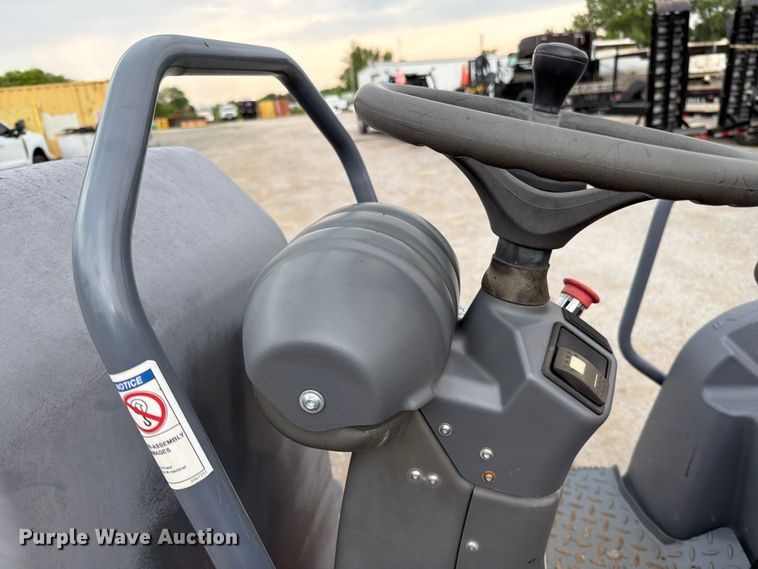 image for item FN5806 2019 Hamm HD13i VT double drum vibratory roller