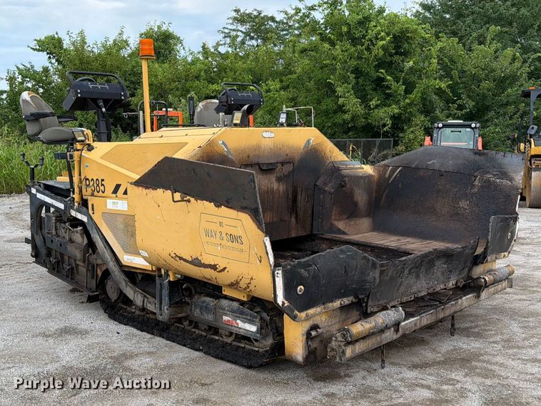 image for item FN5807 2017 Weiler P385 paver