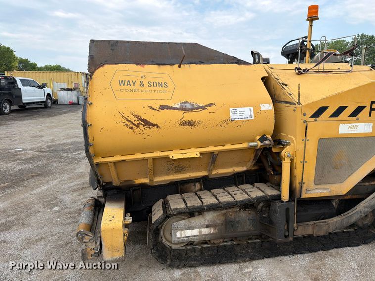 image for item FN5807 2017 Weiler P385 paver