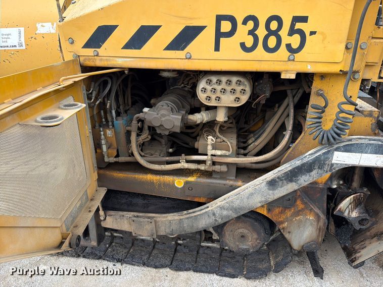 image for item FN5807 2017 Weiler P385 paver