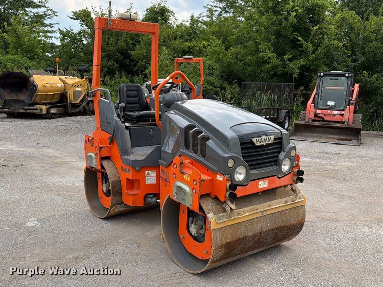 image for item FN5808 2015 Hamm HD12 double drum vibratory roller
