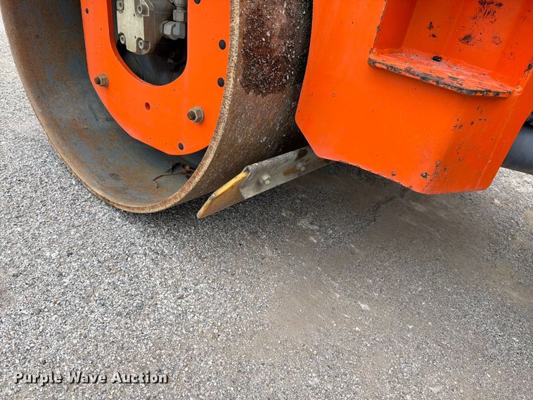 image for item FN5808 2015 Hamm HD12 double drum vibratory roller