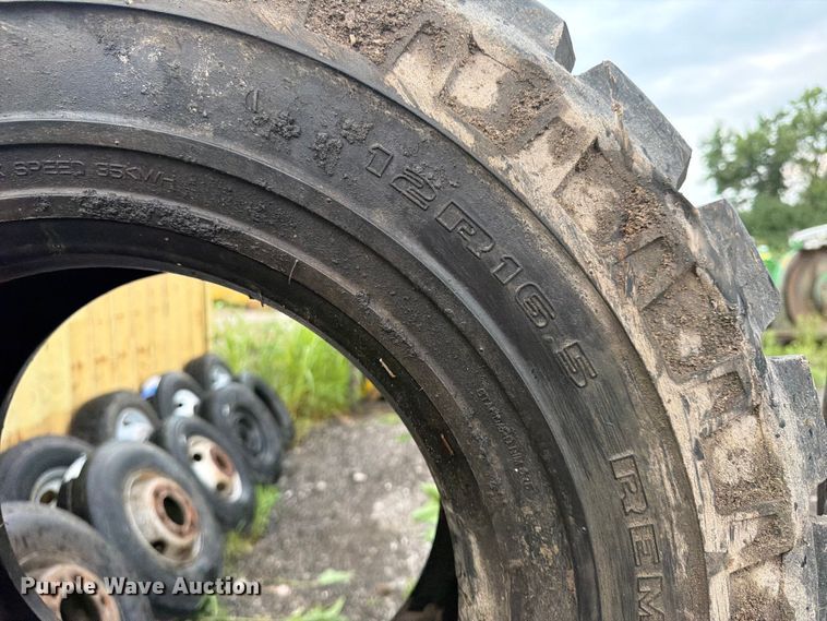 image for item FN5813 (20) tires and wheels