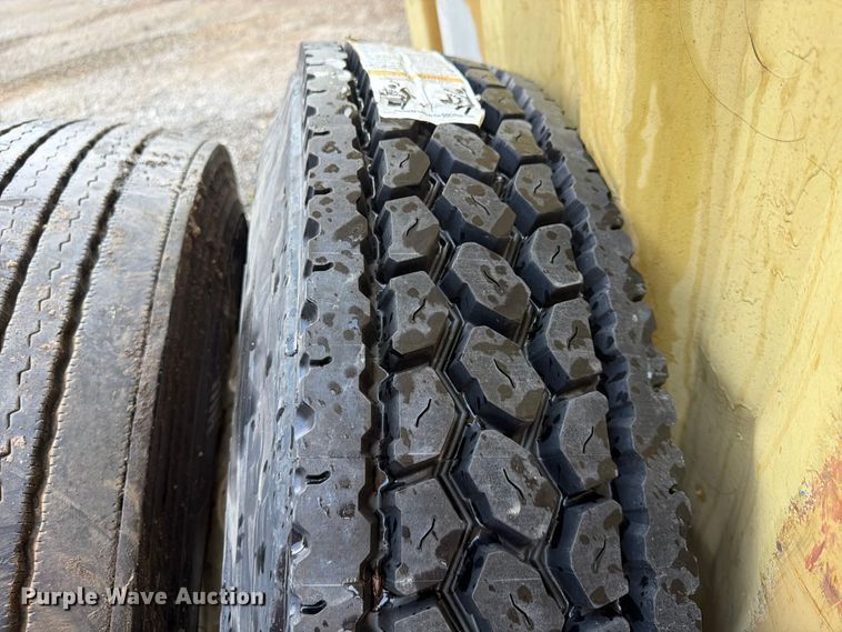 image for item FN5813 (20) tires and wheels