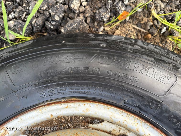 image for item FN5813 (20) tires and wheels