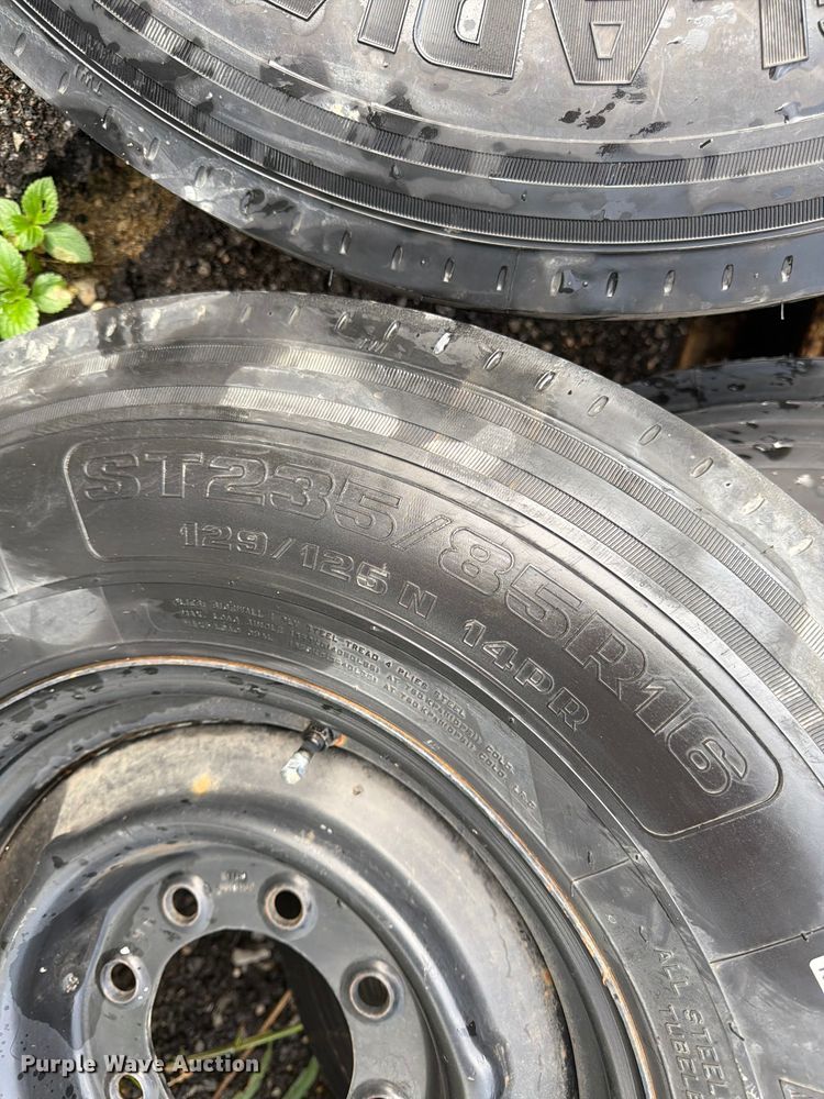 image for item FN5813 (20) tires and wheels