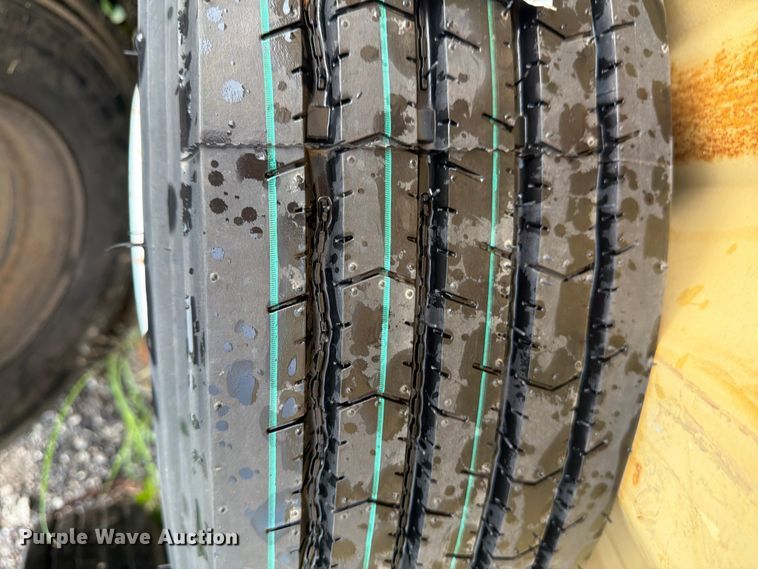 image for item FN5813 (20) tires and wheels