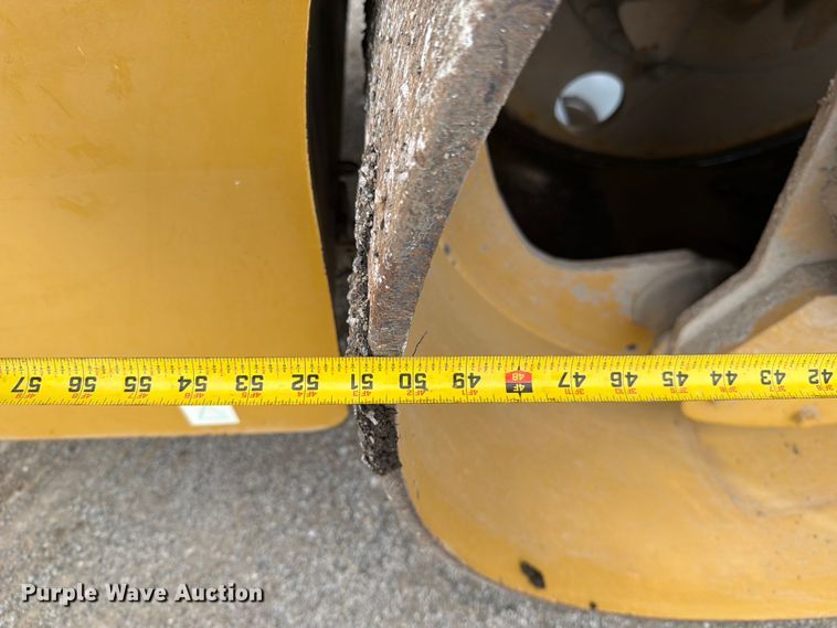 image for item FN5815 2007 Caterpillar CB-534D XW double drum vibratory roller