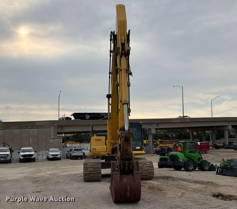image for item FN5817 2014 Komatsu PC360LC-10 excavator