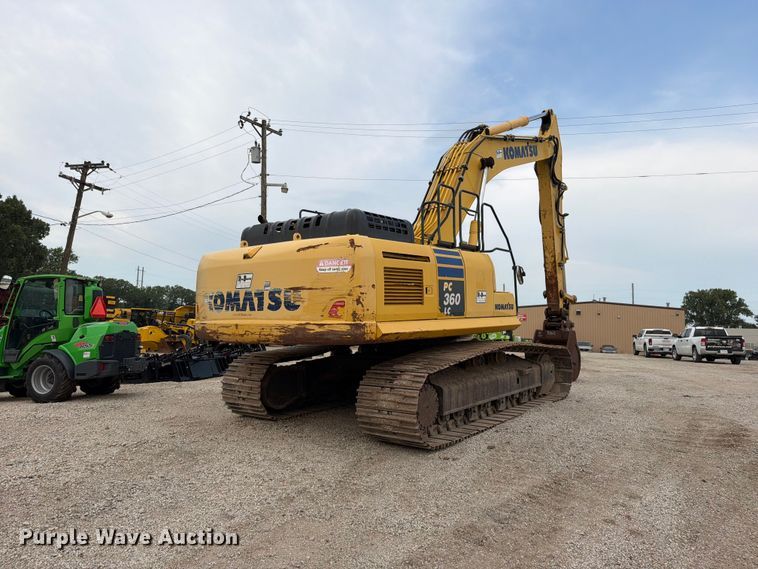 image for item FN5817 2014 Komatsu PC360LC-10 excavator