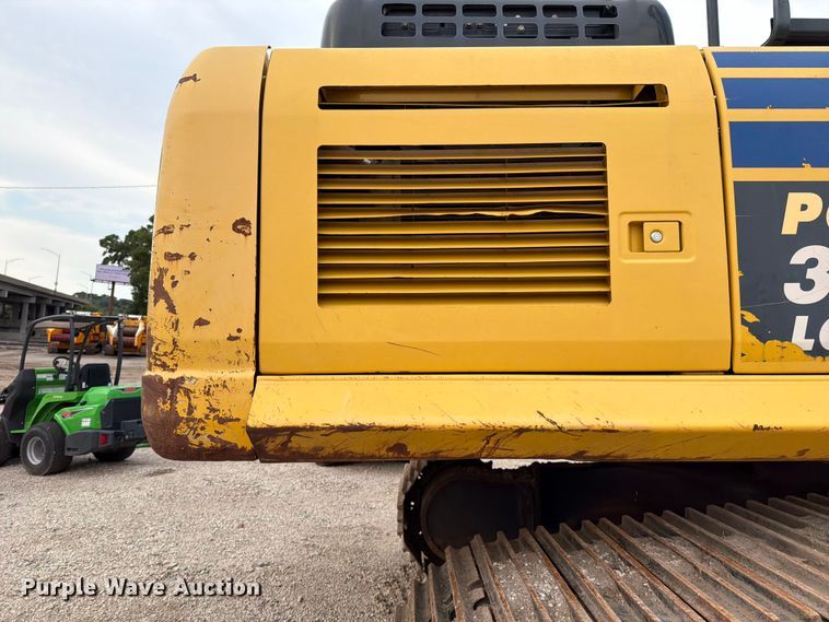 image for item FN5817 2014 Komatsu PC360LC-10 excavator