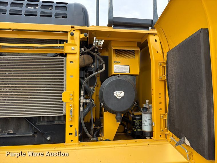 image for item FN5817 2014 Komatsu PC360LC-10 excavator