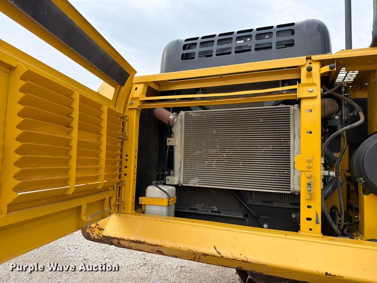 image for item FN5817 2014 Komatsu PC360LC-10 excavator