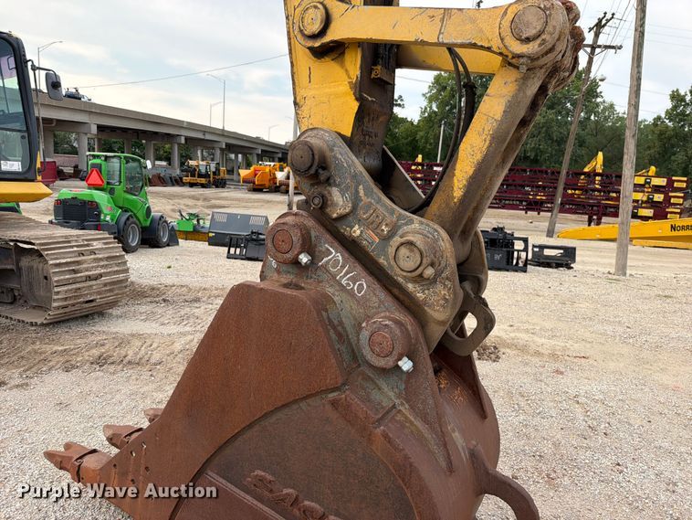 image for item FN5817 2014 Komatsu PC360LC-10 excavator
