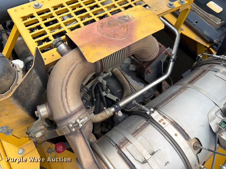 image for item FN5817 2014 Komatsu PC360LC-10 excavator