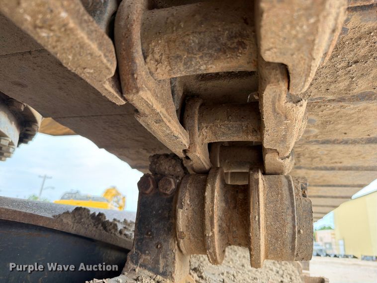 image for item FN5817 2014 Komatsu PC360LC-10 excavator