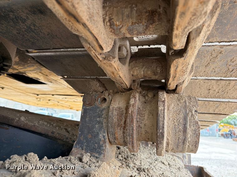 image for item FN5817 2014 Komatsu PC360LC-10 excavator