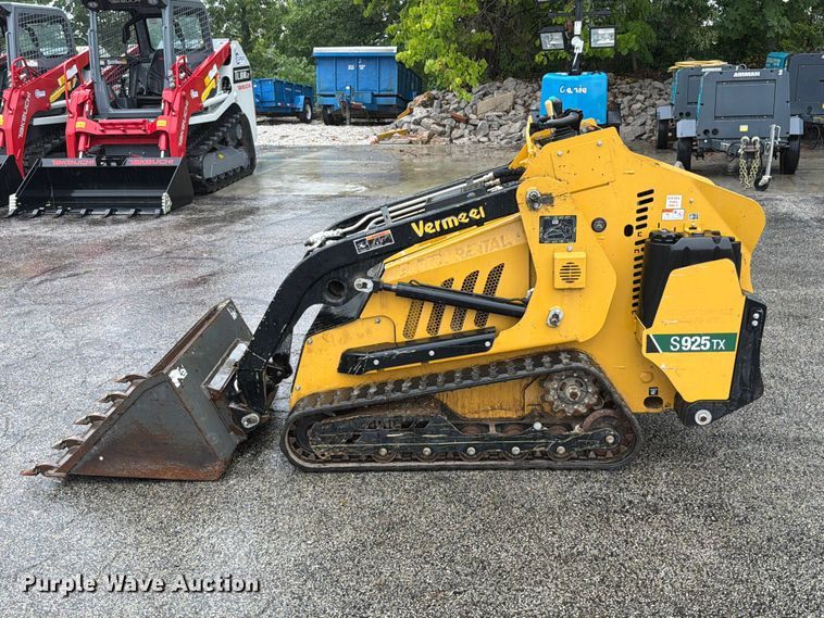 image for item FT6125 2024 Vermeer S925TX compact utility loader