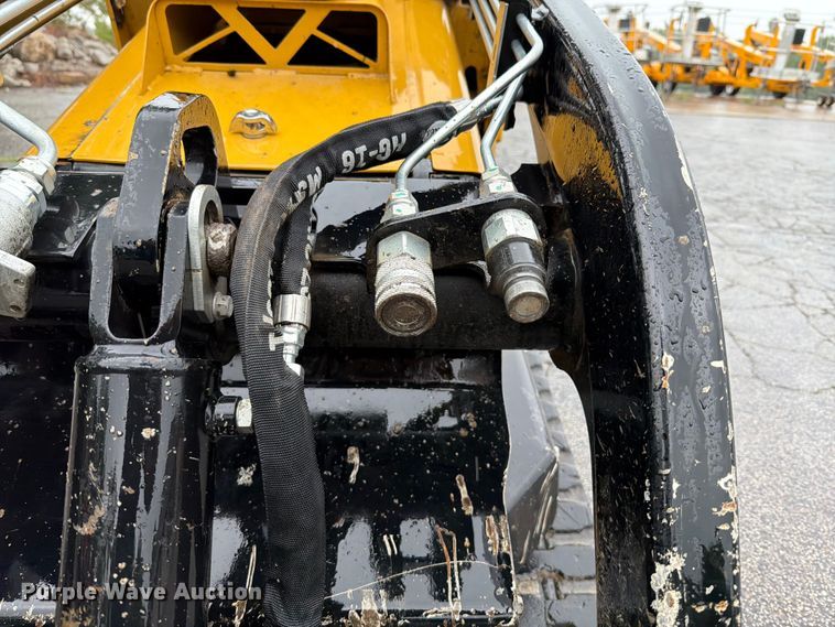 image for item FT6125 2024 Vermeer S925TX compact utility loader