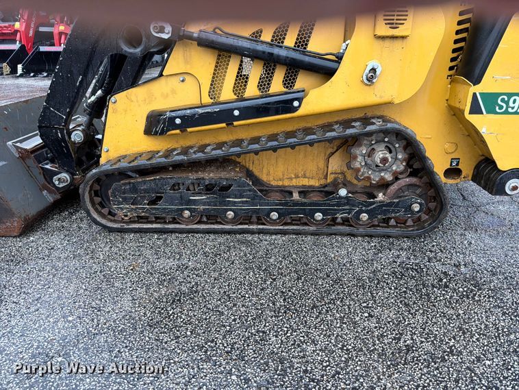 image for item FT6125 2024 Vermeer S925TX compact utility loader