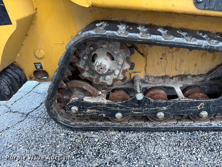 image for item FT6125 2024 Vermeer S925TX compact utility loader