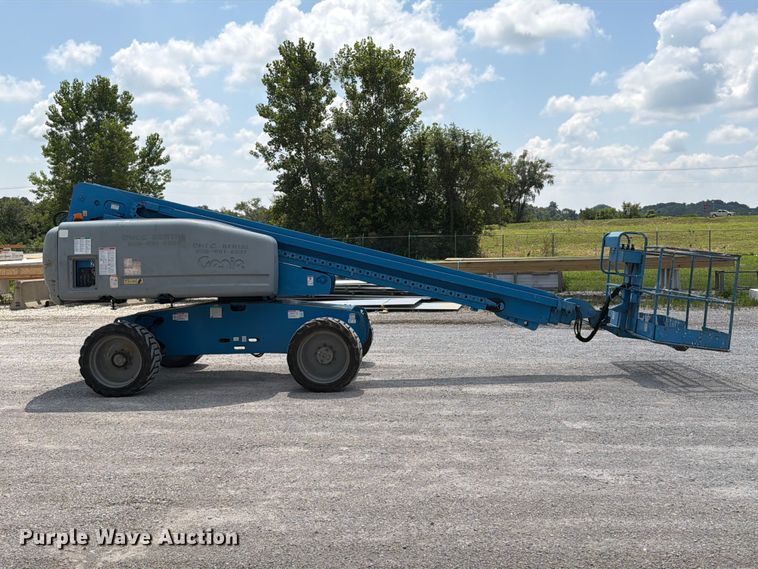 image for item FT6131 2006 Genie S-60 boom lift