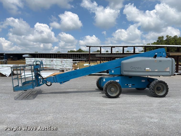 image for item FT6131 2006 Genie S-60 boom lift