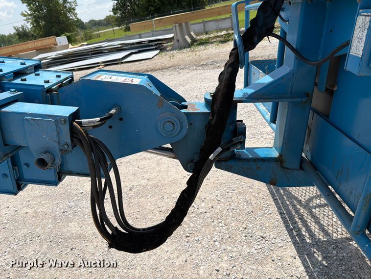 image for item FT6131 2006 Genie S-60 boom lift