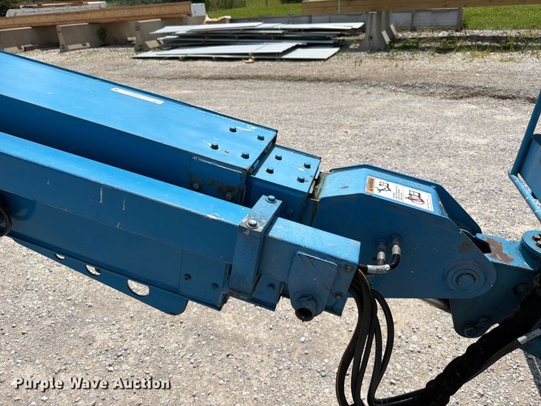 image for item FT6131 2006 Genie S-60 boom lift