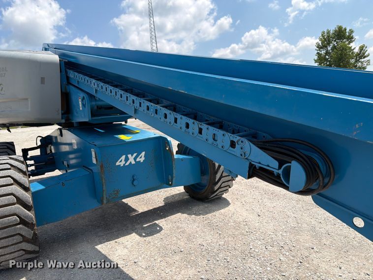image for item FT6131 2006 Genie S-60 boom lift