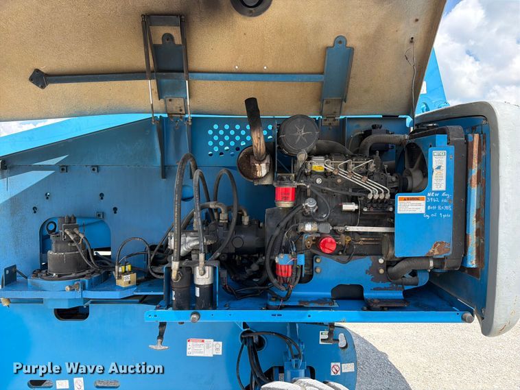 image for item FT6131 2006 Genie S-60 boom lift