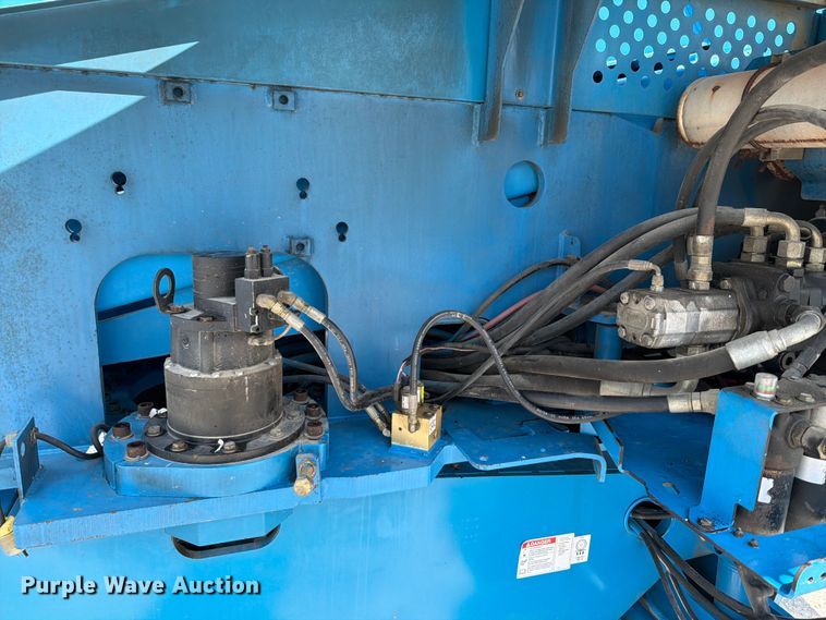 image for item FT6131 2006 Genie S-60 boom lift