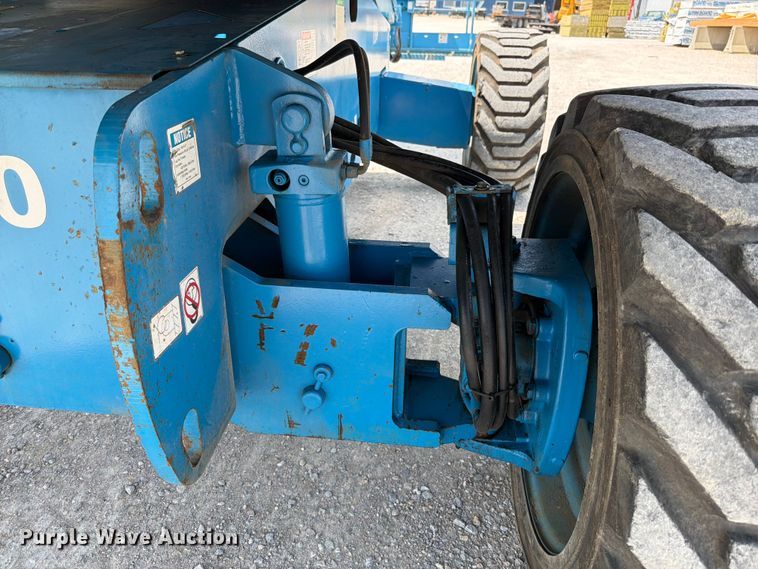 image for item FT6131 2006 Genie S-60 boom lift