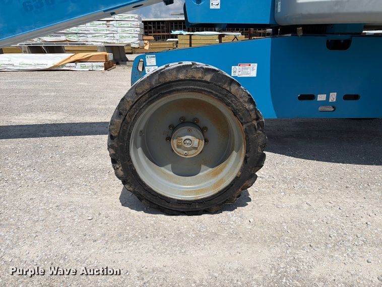 image for item FT6131 2006 Genie S-60 boom lift