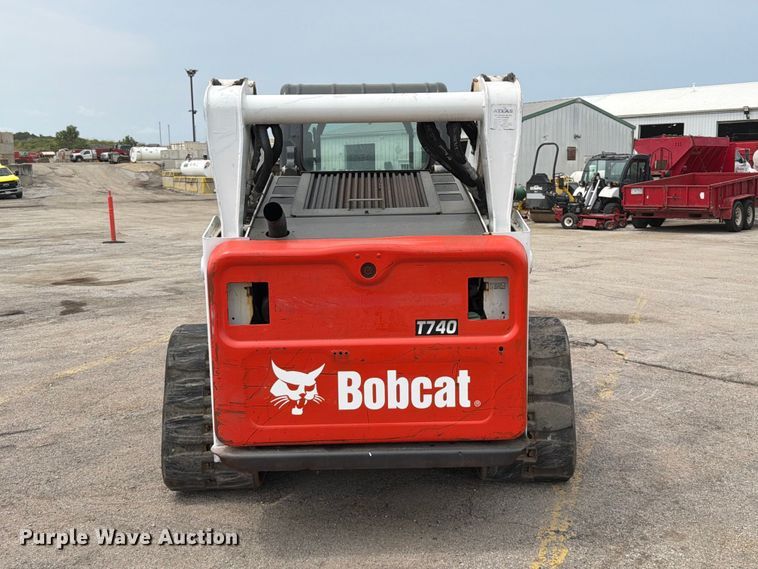 image for item FT6154 2018 Bobcat T740 tracked skid steer loader