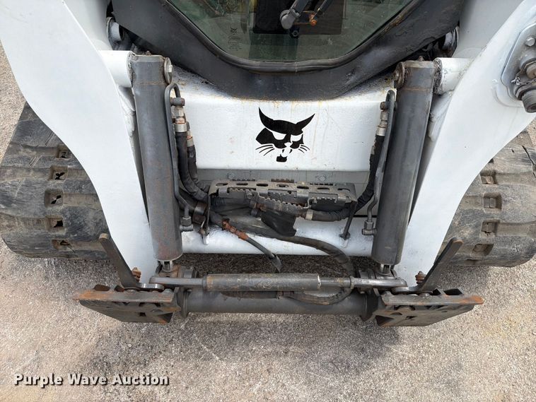 image for item FT6154 2018 Bobcat T740 tracked skid steer loader