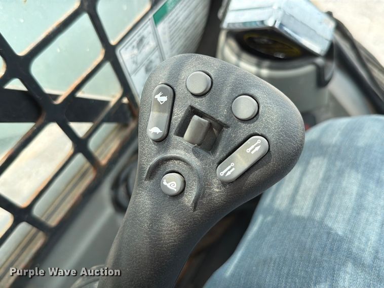 image for item FT6154 2018 Bobcat T740 tracked skid steer loader