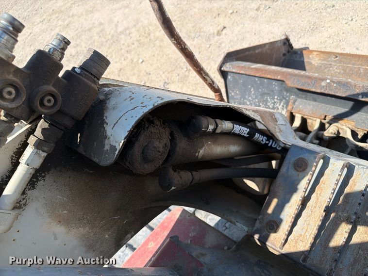 image for item FT8007 2008 Takeuchi TL140 tracked skid steer loader