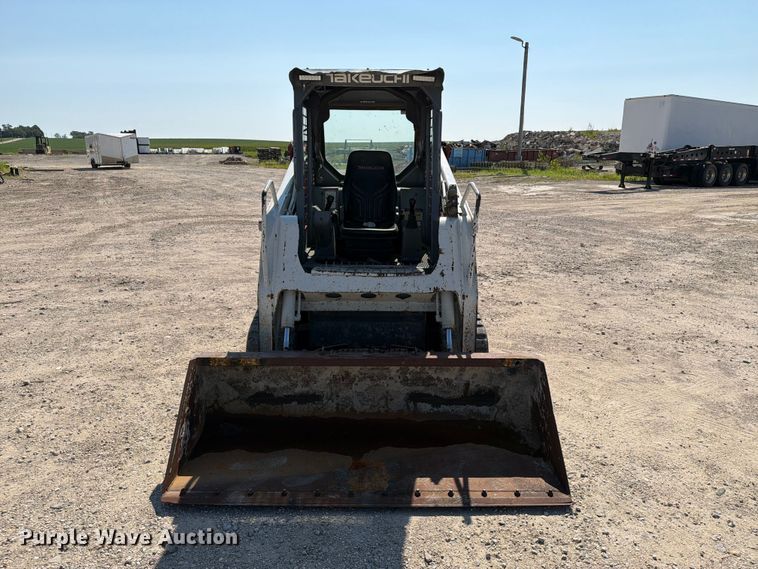 image for item FT8008 2006 Takeuchi TL130 tracked skid steer loader