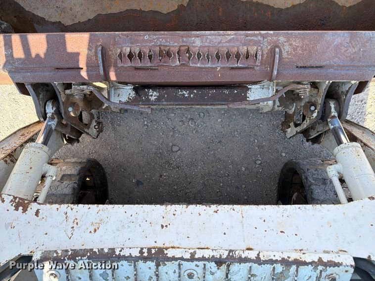 image for item FT8008 2006 Takeuchi TL130 tracked skid steer loader