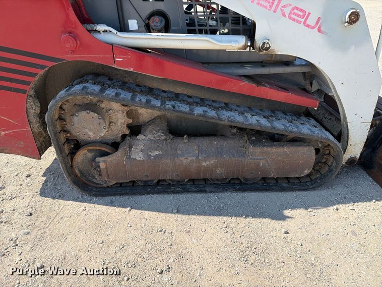 image for item FT8008 2006 Takeuchi TL130 tracked skid steer loader