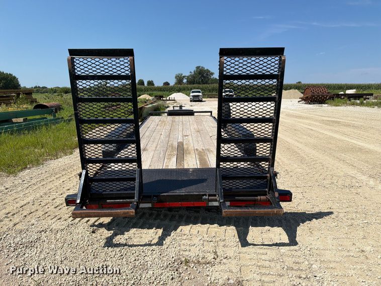 image for item FT8010 2021 Lamar TR-27 Bumper hitch trailer with ramps