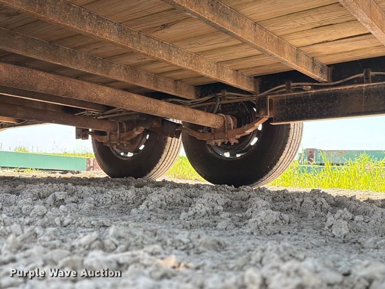 image for item FT8010 2021 Lamar TR-27 Bumper hitch trailer with ramps